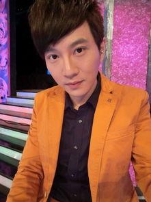 何孟怀父母资料,父母倾注心血，成就杰出英才